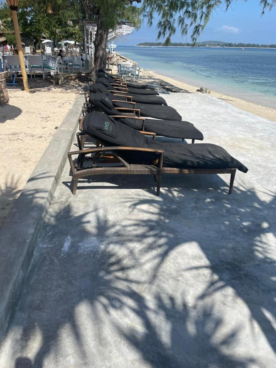 Playa Bonita Hotel & Beach Club Gili Air Exterior photo